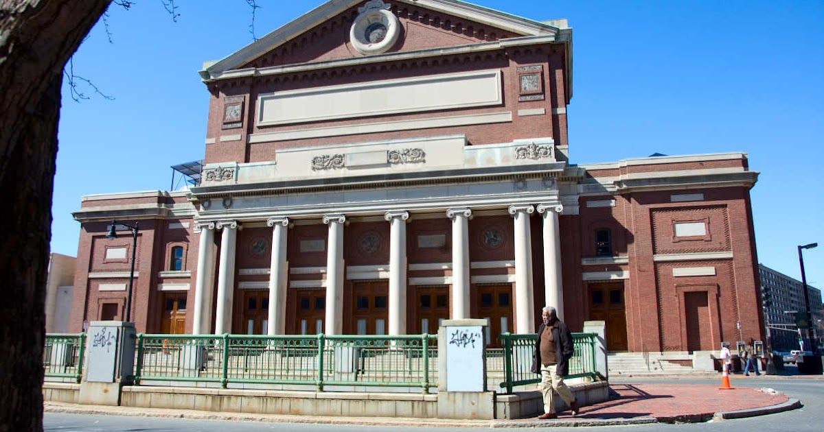 Clueless in Boston Boston Symphony Hall